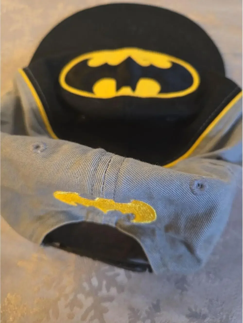 Batman Snapback Hat DC Comics Gray & Black Embroidered Baseball Cap